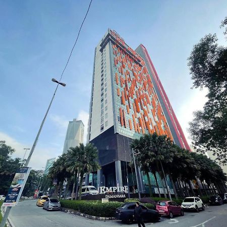 Q Damansara By Trillionz Hotel Petaling Jaya Ngoại thất bức ảnh
